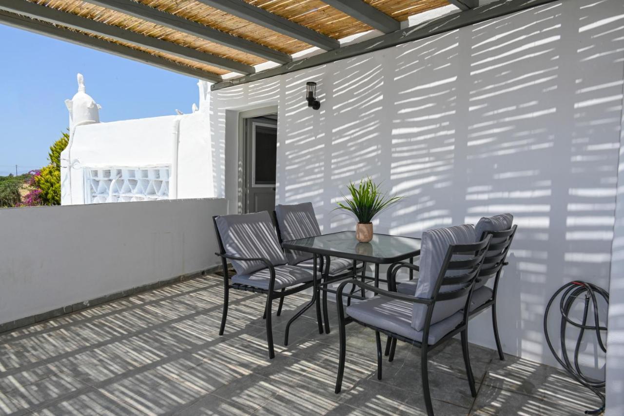 Kleris Apartments 8 Тинос Екстериор снимка