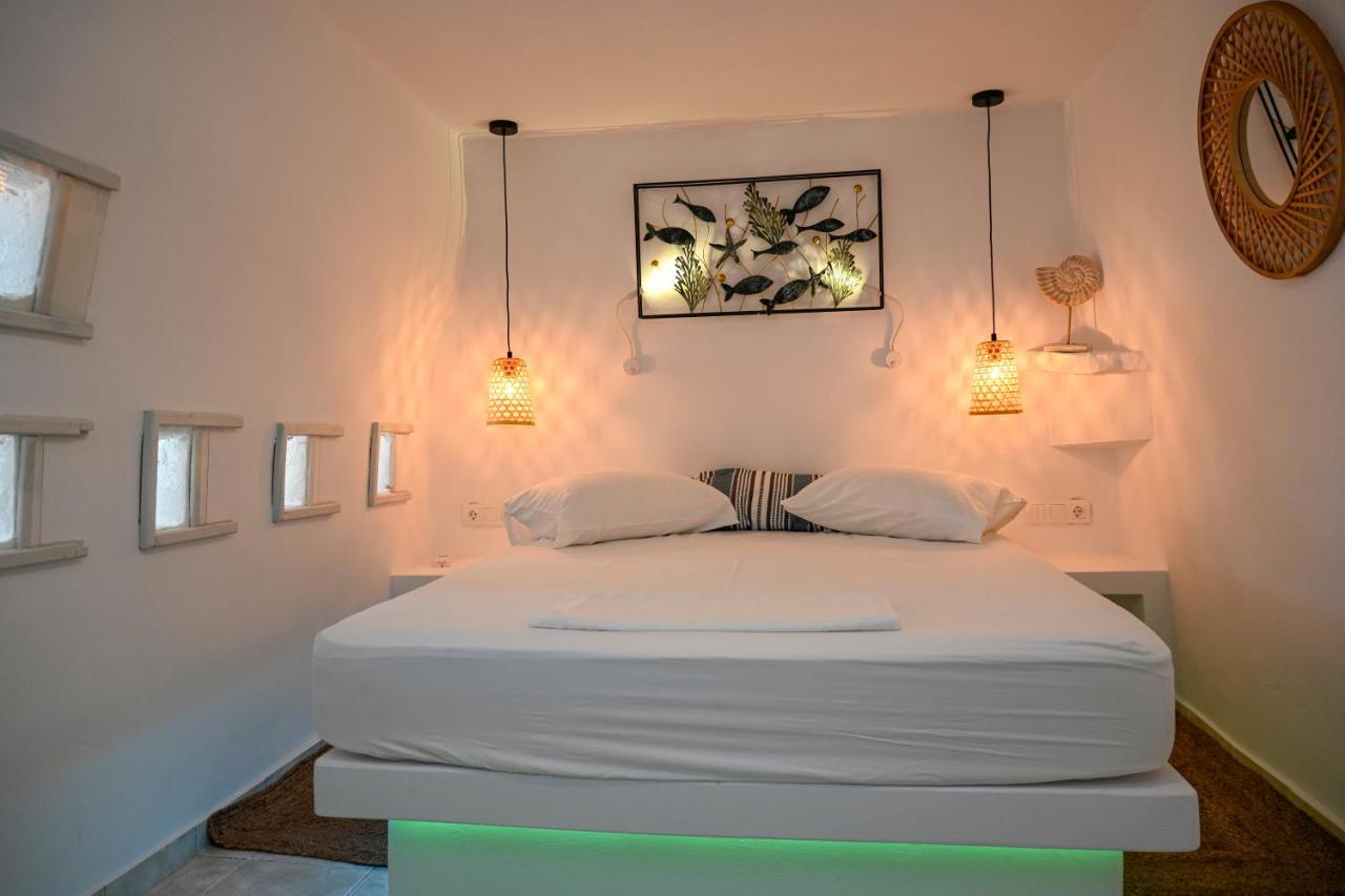 Kleris Apartments 8 Тинос Екстериор снимка