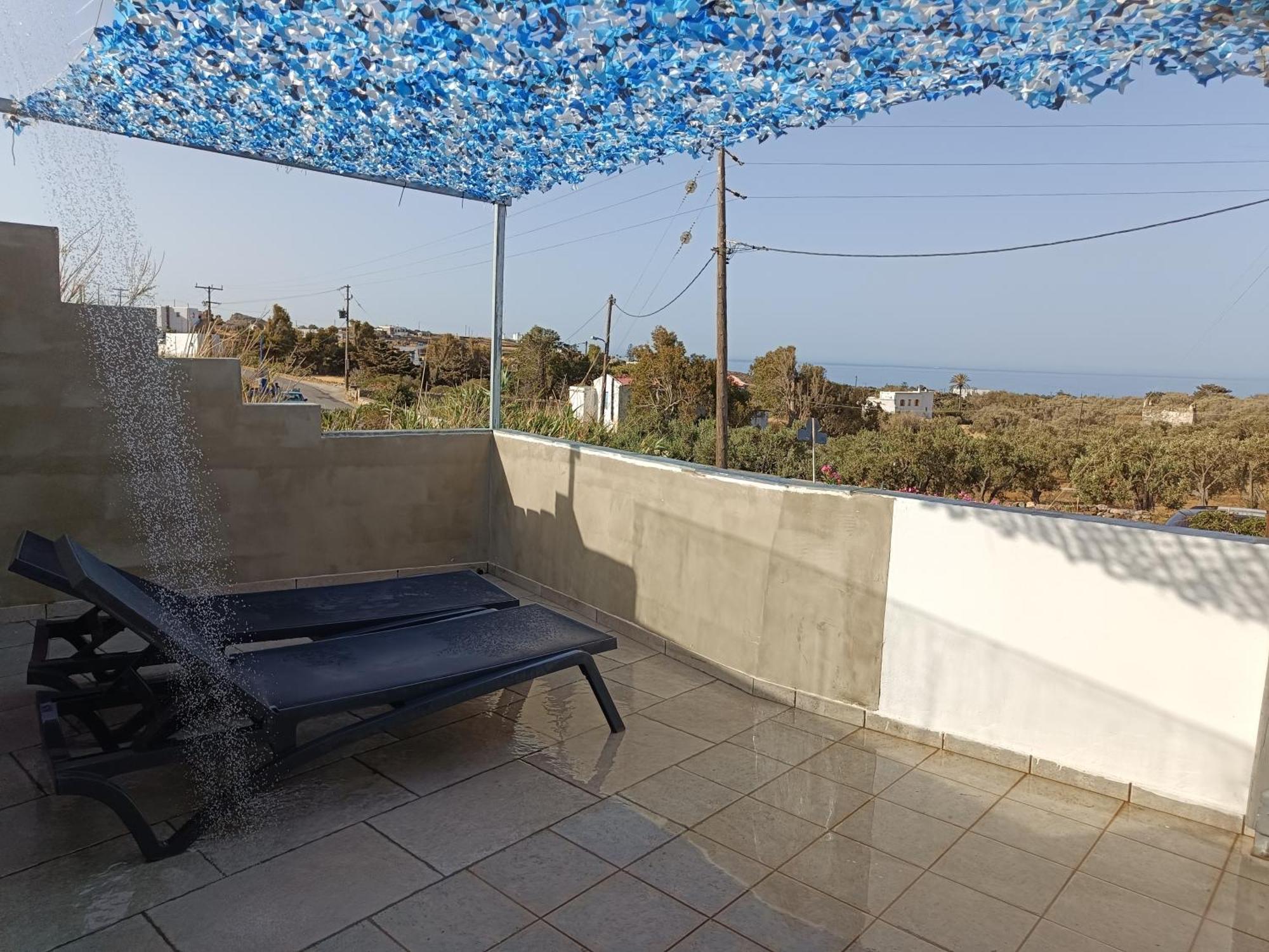 Kleris Apartments 8 Тинос Екстериор снимка